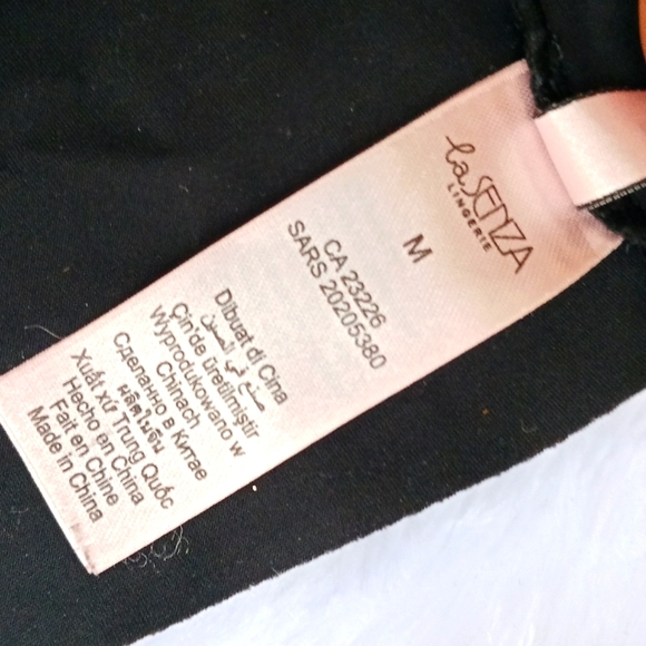 La senza panty - Picture 4 of 6